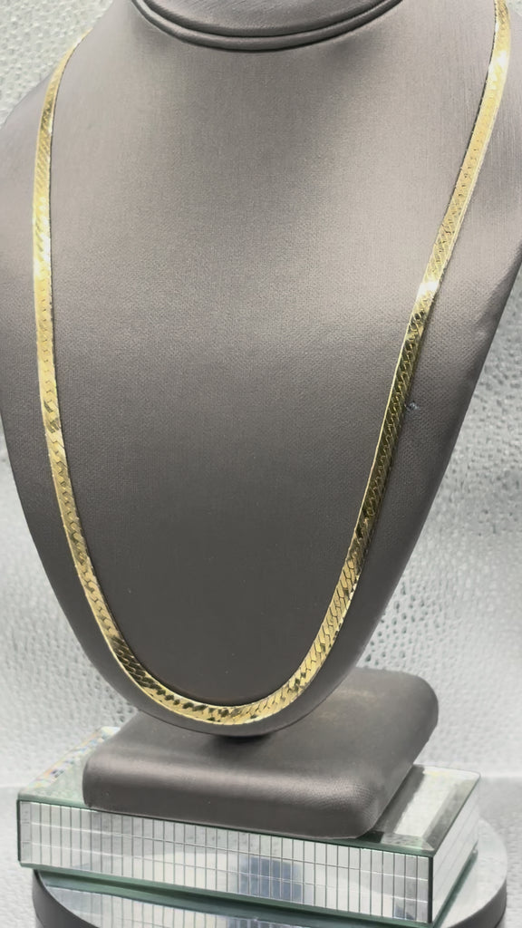 14 Karat Yellow Gold Vintage Beveled Herringbone Chain