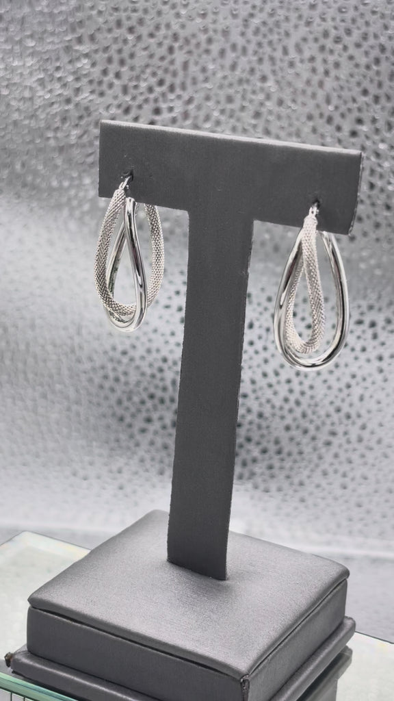 14 Karat White Gold Ladies Italian Interloop textured Hoop Earrings