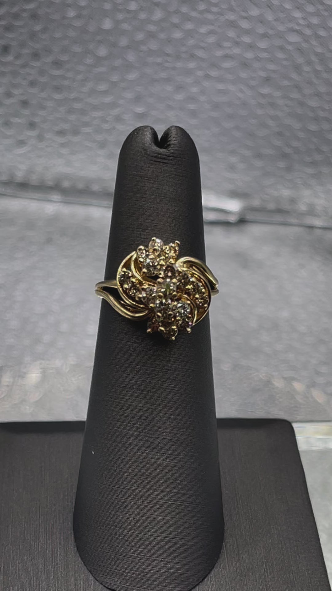 Ladies Gorgeous 14 Karat Yellow Gold Diamond Swirl Floral Cluster Ring