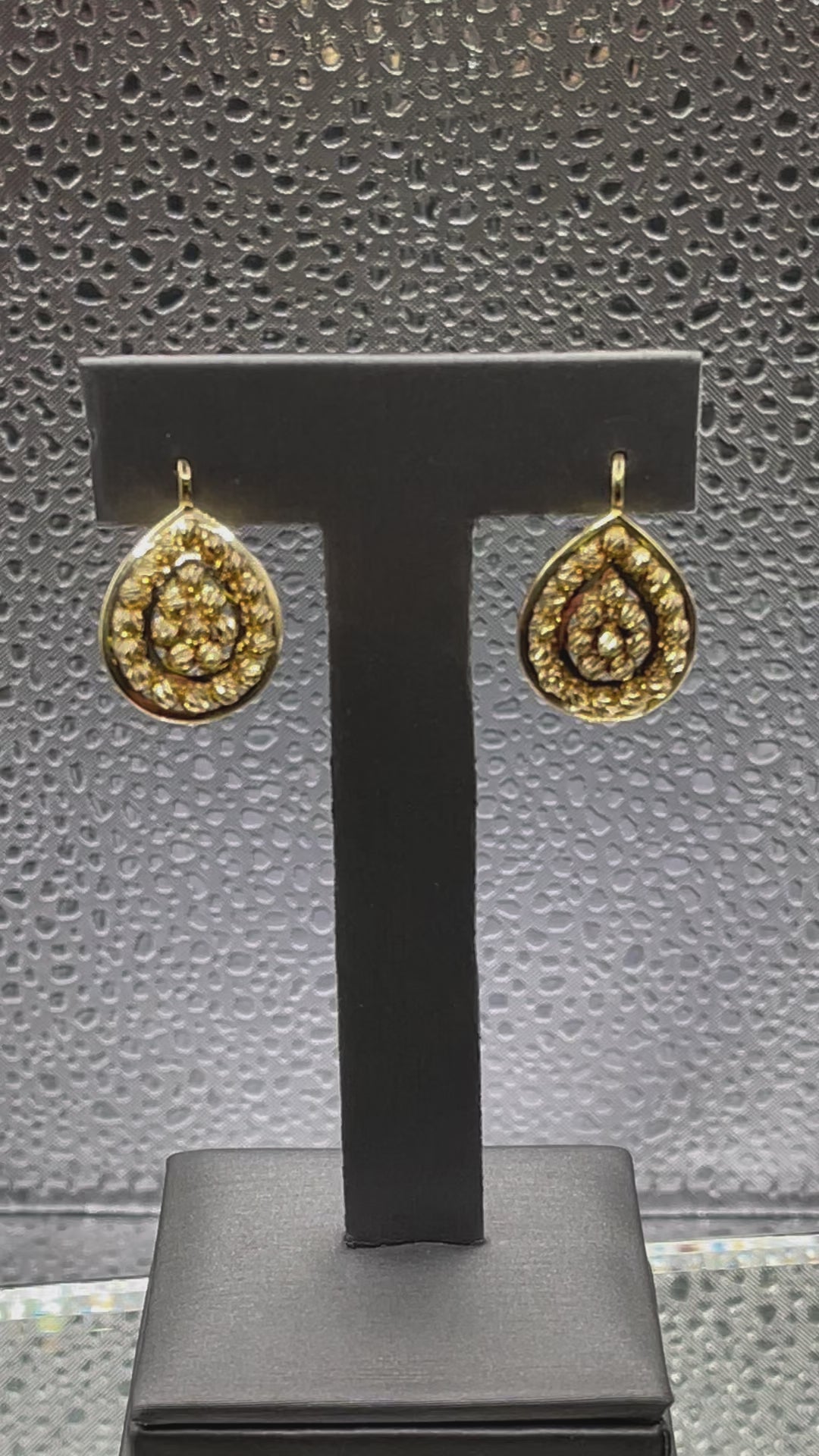 Ladies 14 Karat Solid Yellow Gold Di-Cut Earrings
