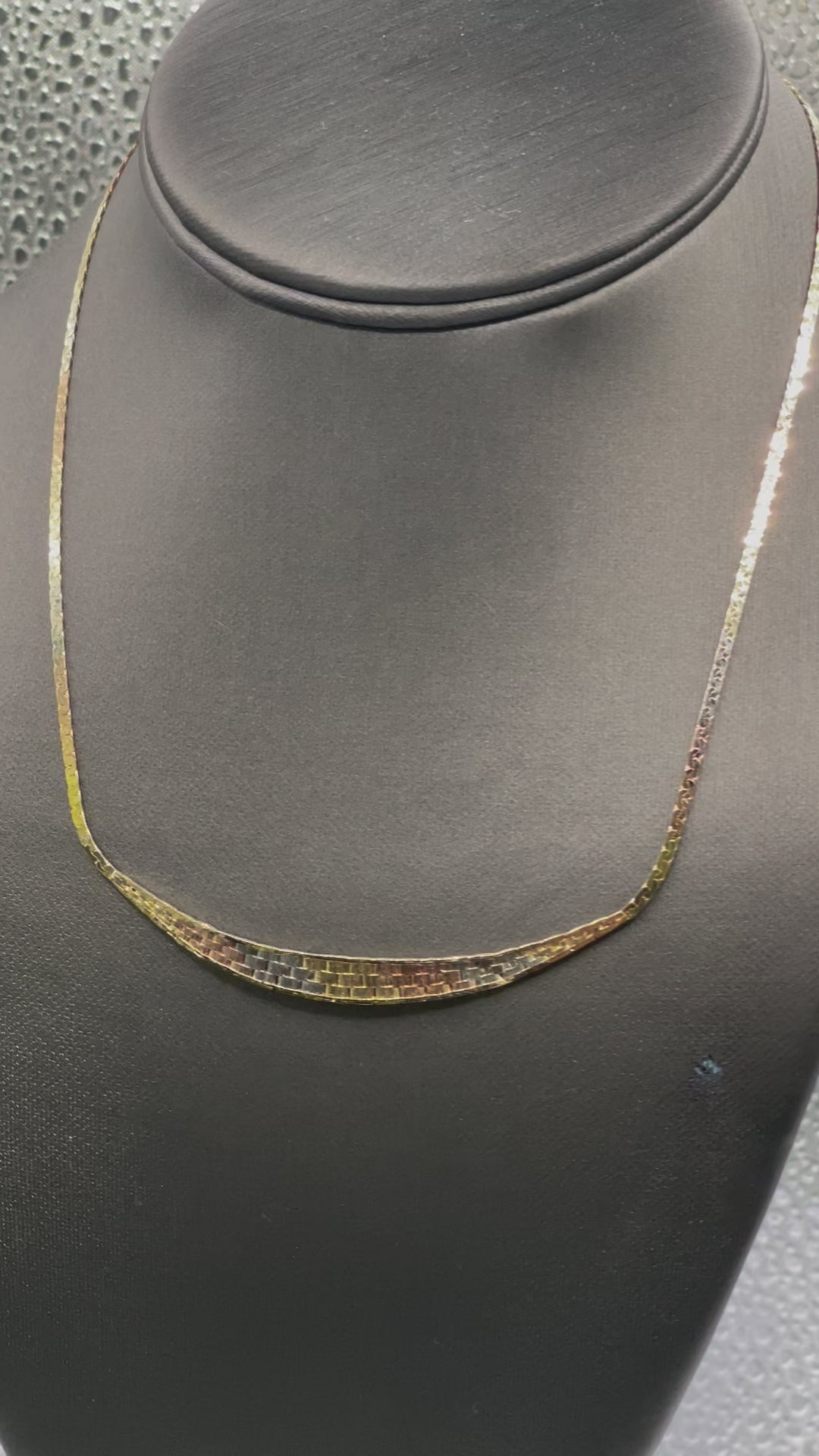Ladies 14 Karat Tri-Colored Gold Necklace