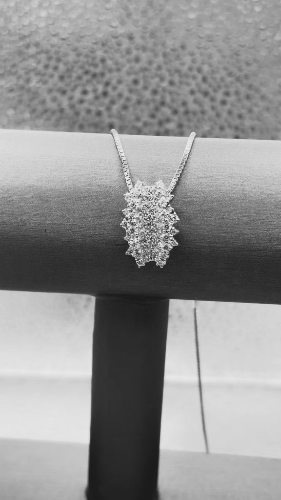 14 Karat White Gold Diamond Cluster Necklace