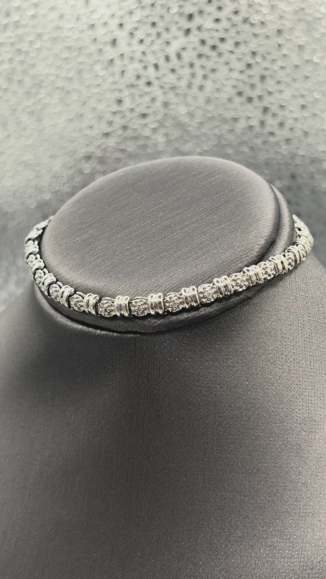 10 Karat White Gold Ladies Diamond Tennis Style Link Bracelet