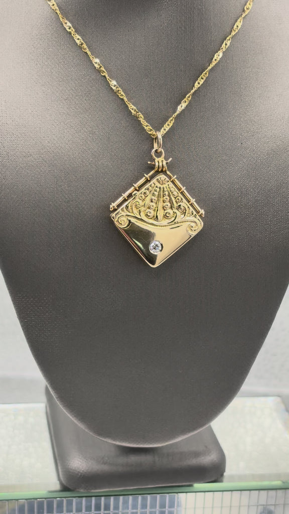 Antique Victorian 14 Karat Y/G Hand Engraved Diamond Locket