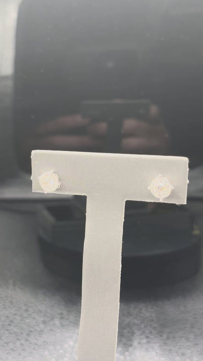 Platinum .950 diamond cluster stud earring with screwbacks