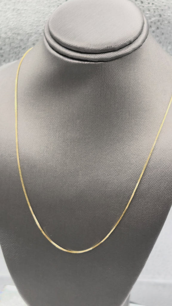 18 Karat Yellow Gold Ladies Mirrored Box Link Chain