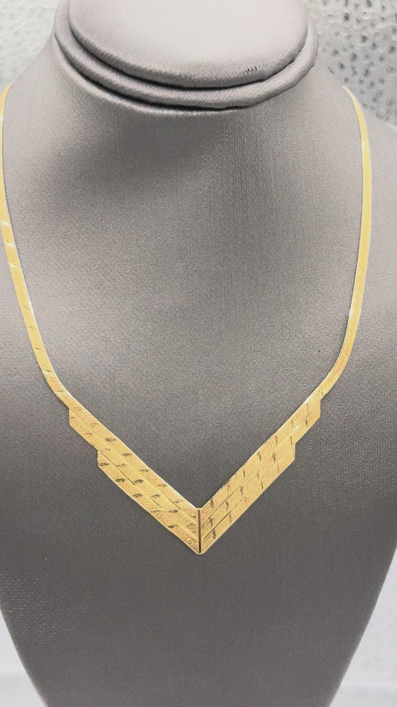 14 Karat Yellow Gold Ladies Di-Cut Triple V Herringbone Necklace