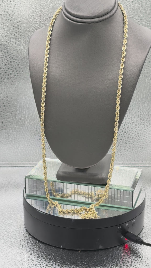 Movie of Ladies / Gents 14 Karat Yellow Gold Rope Chain