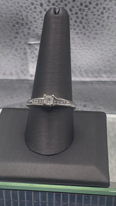 Ladies 14 Karat Solid White Gold Diamond Engagement Ring