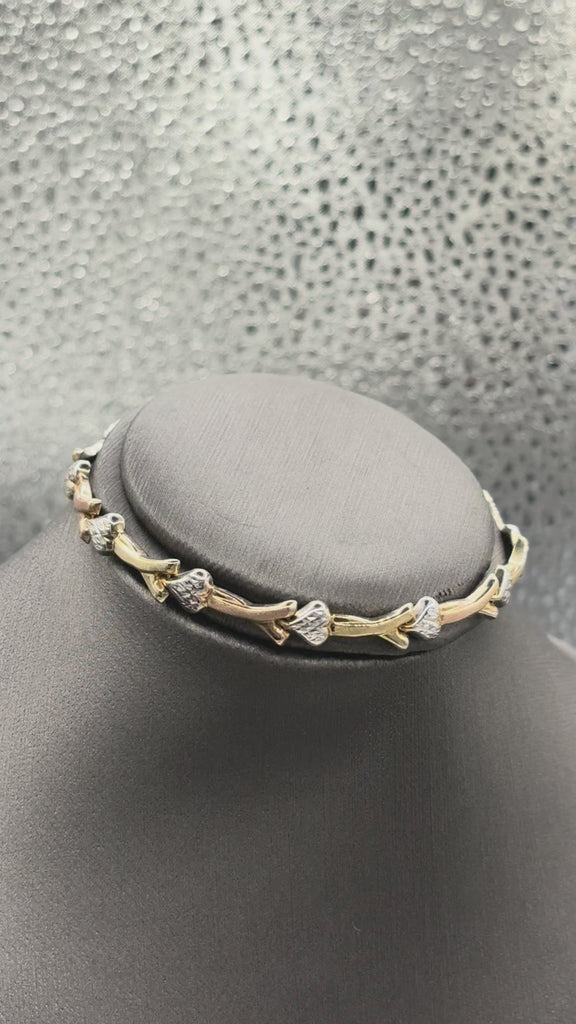 Ladies 14 Karat Yellow Gold Floral Heart Bracelet