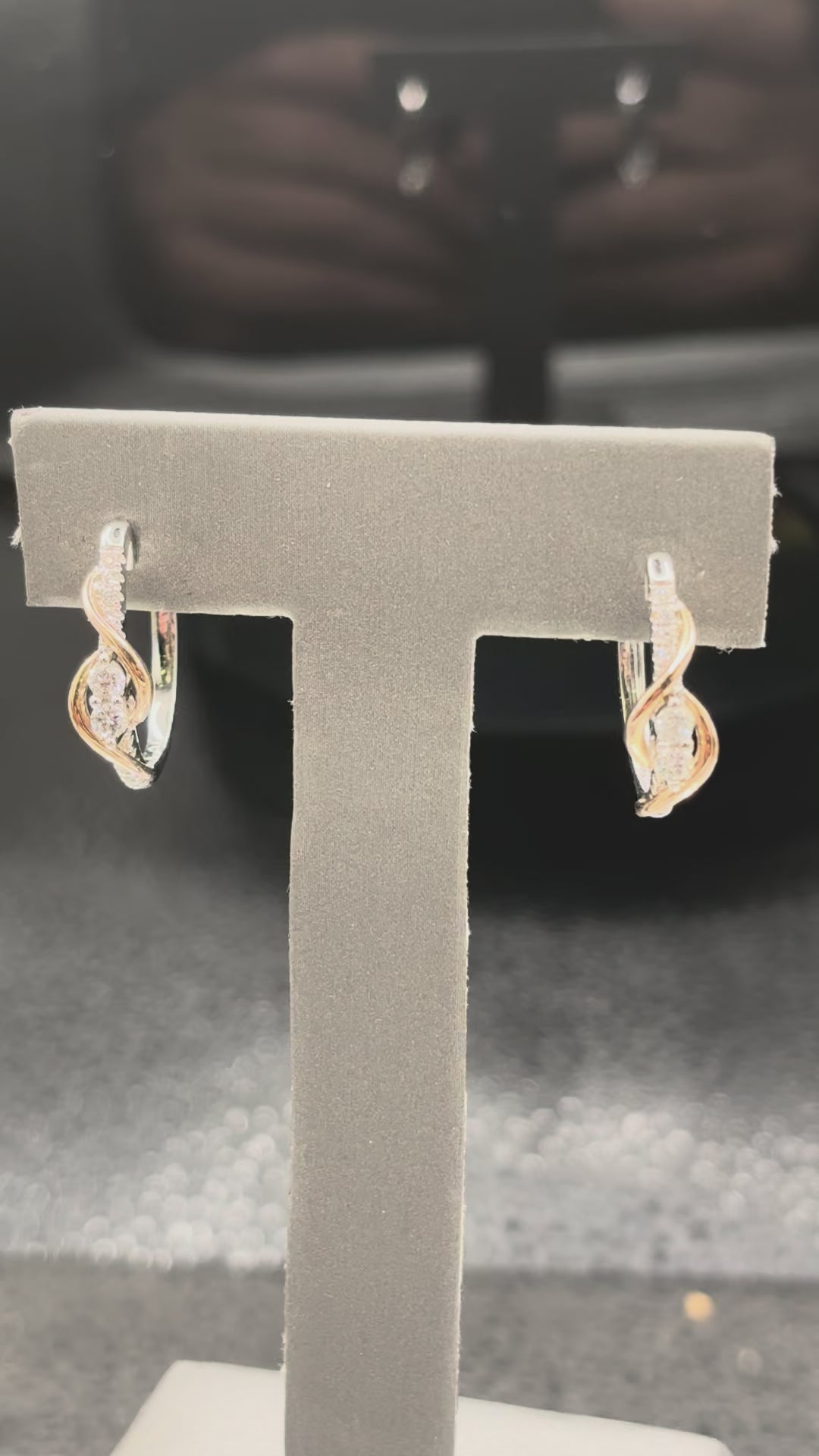14kt yellow gold diamond and pearl swirl stud earrings