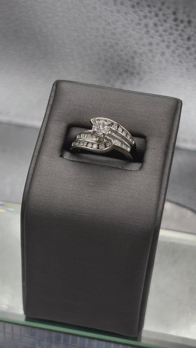 Movie of Ladies 14 Karat Diamond Cluster Engagement Ring