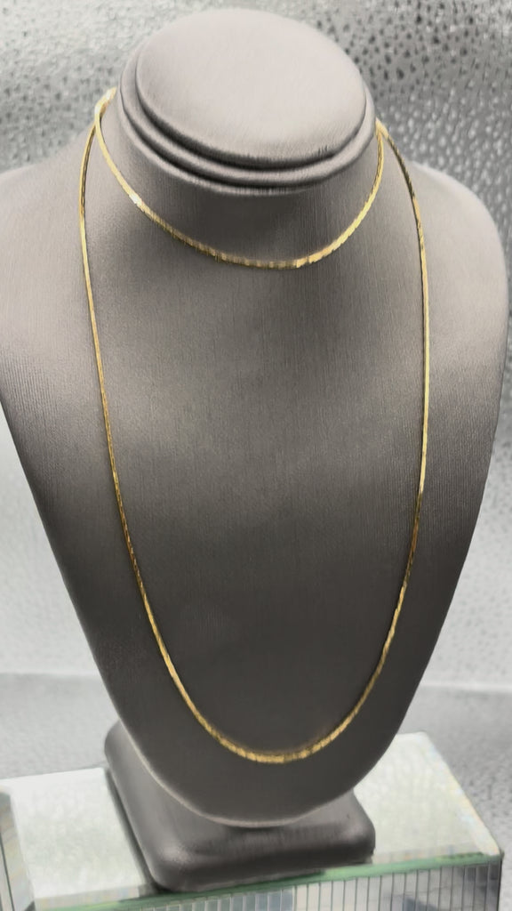 14 Karat Yellow Gold Ladies Woven C-Link Chain
