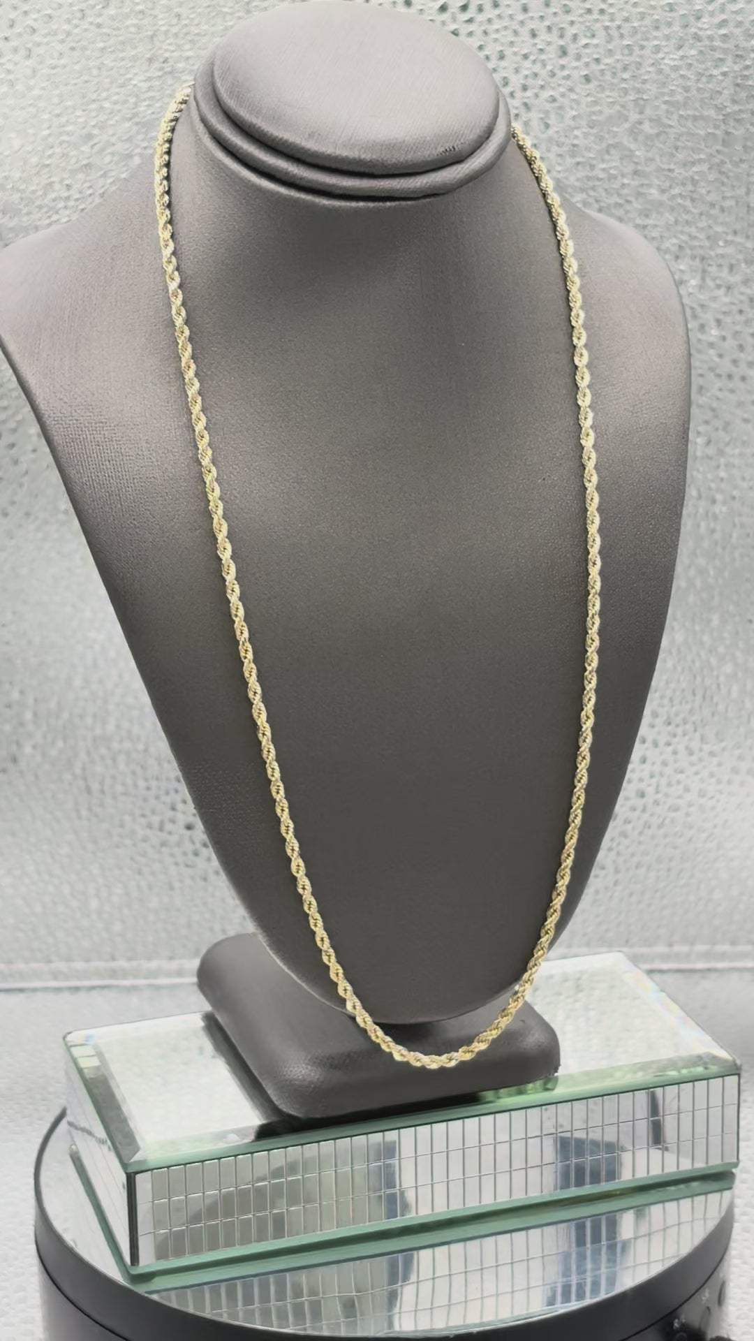 Movie of Ladies / Gents 14 Karat Yellow Gold Di-Cut Rope Chain