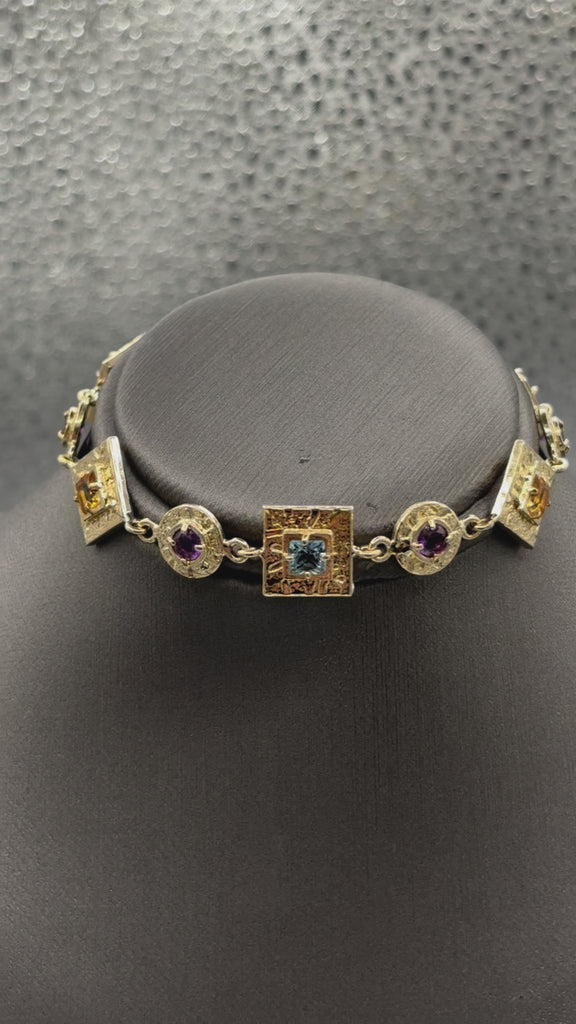 Movie of Ladies 14 Karat YG Geometric Shape Colored Stone Bracelet