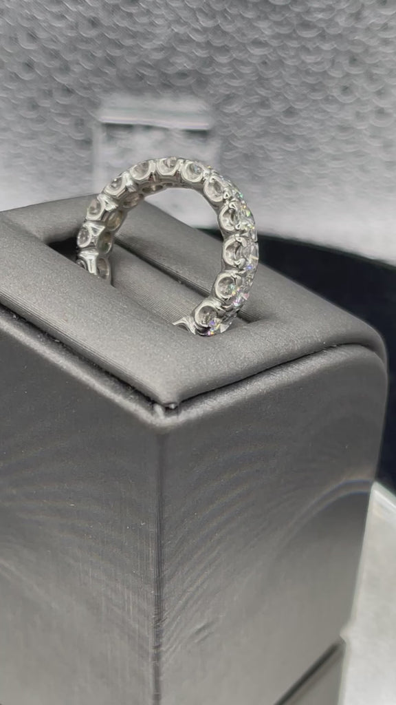 Movie of Platinum Diamond Eternity Band 4.25 Carats TDW