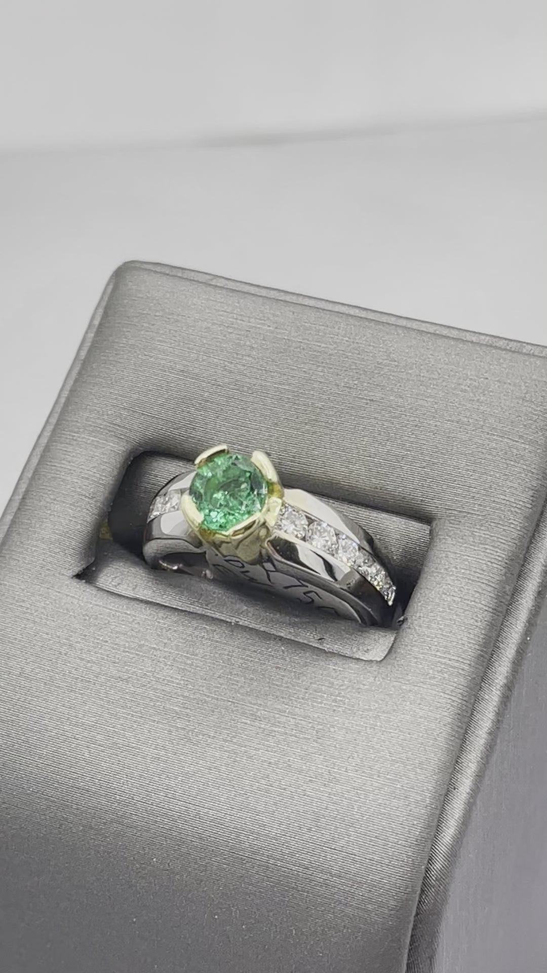 18 Karat White And Yellow Gold Round Shape Emerald & Diamond Ring