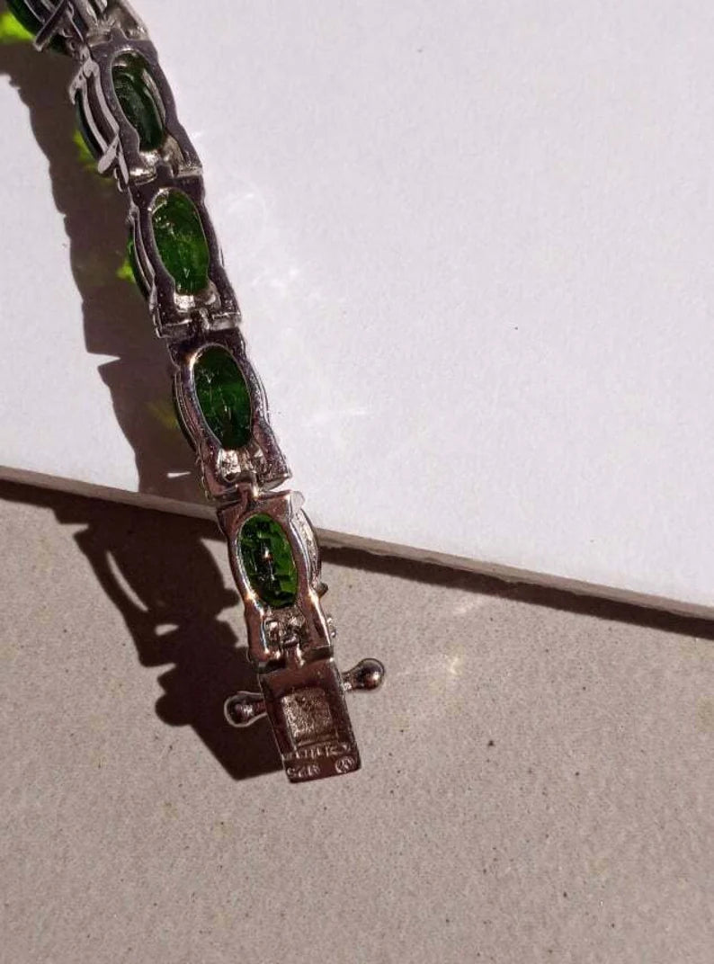 Sterling Silver .925 Oval Emerald & Cubic Zirconia Bracelet Gorgeous