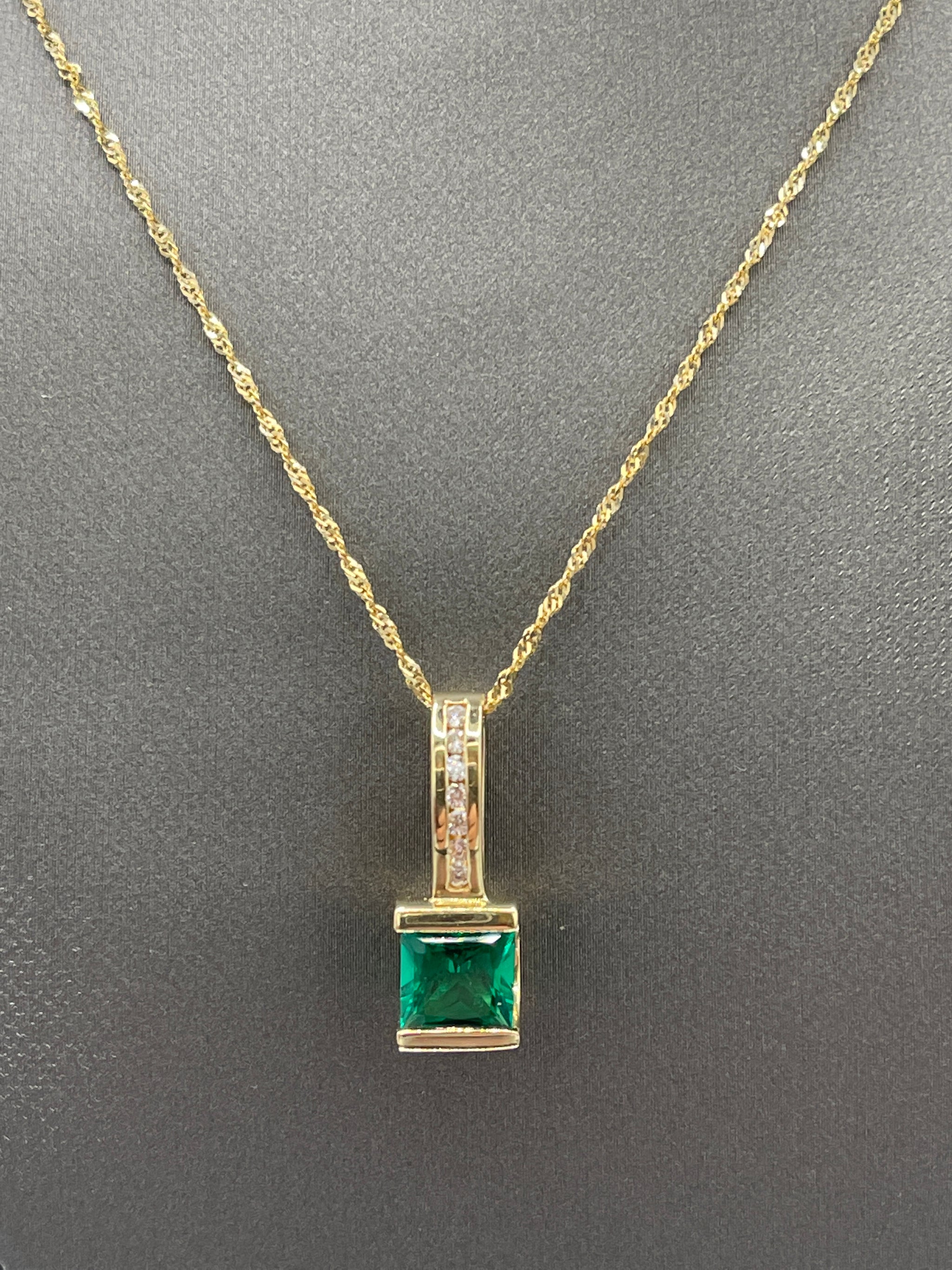 Princess Cut Emerald Diamond Necklace – Philadelphia Gold