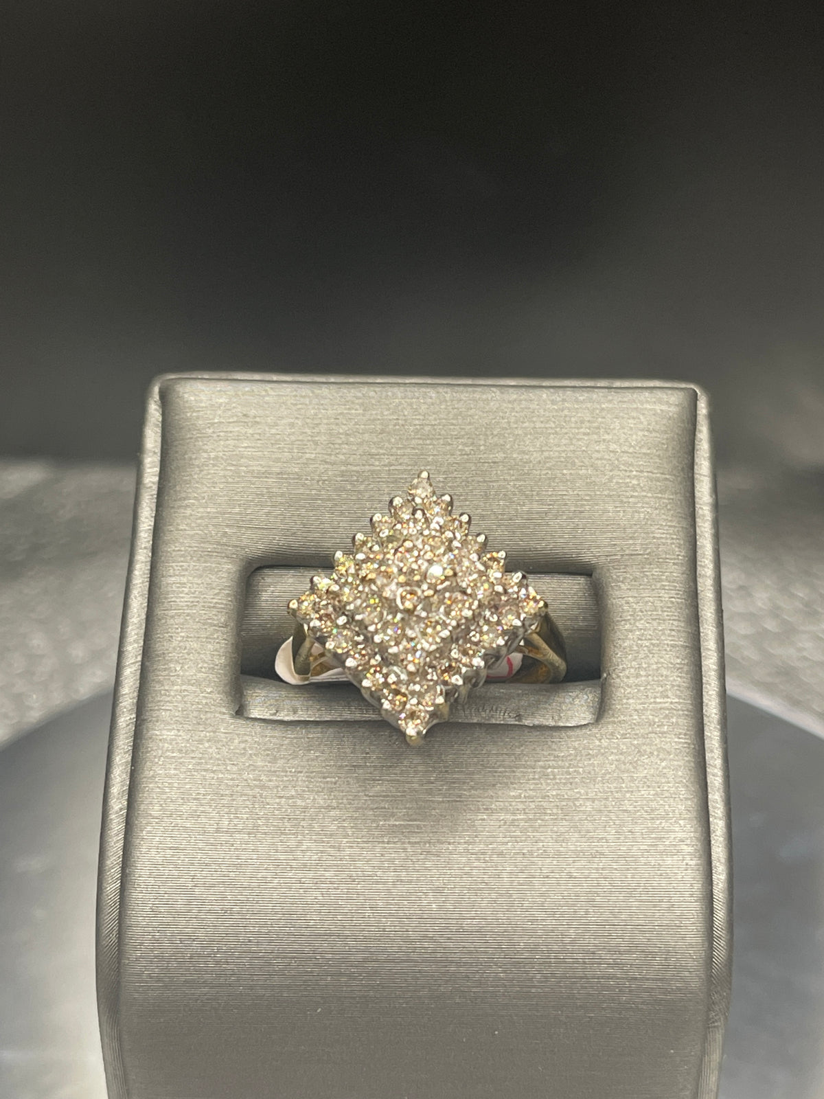 10 KARAT LADIES GOLD DIAMOND PYRAMID CLUSTER RING - Philadelphia Gold & Silver Exchange