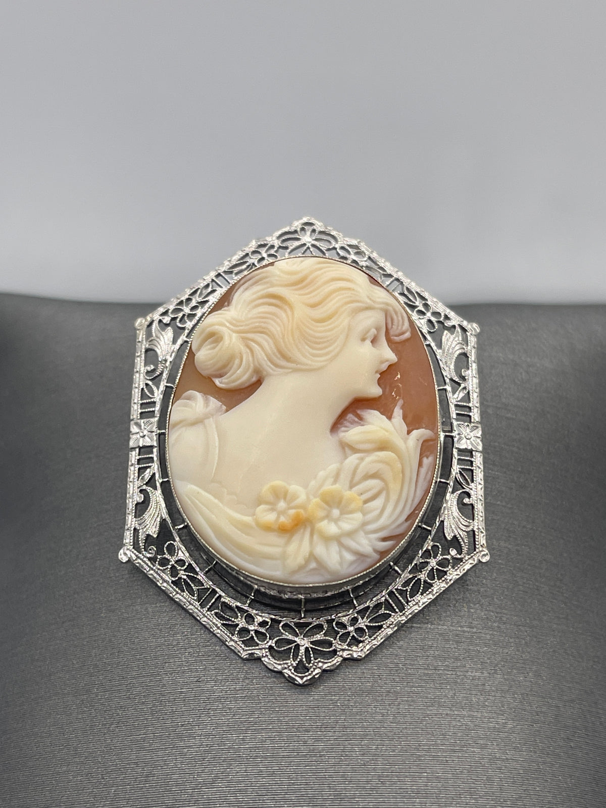 View three of Ladies Beautiful Vintage 10 Karat White Gold Filagree Cameo Pin