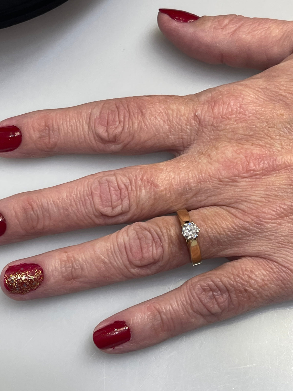 14K Y/G 7 1/2 SOLITAIRE DIAMOND ENGAGEMENT RING