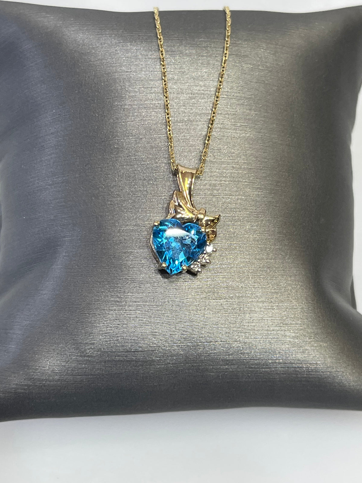 14K Y/G BLUE TOPAZ & DIAMOND PENDANT