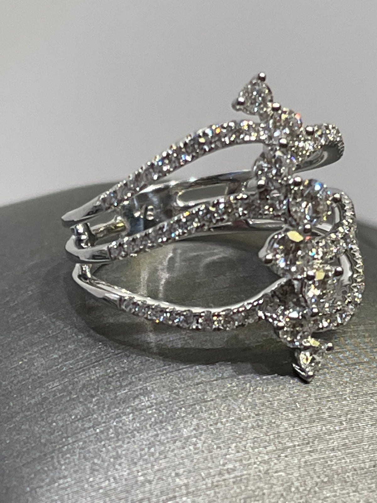 18KT White Gold Diamond Ring North South Type Design