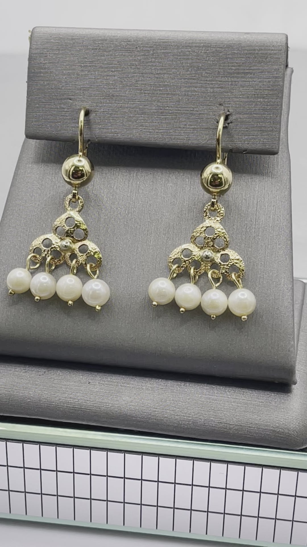Ladies 18 Karat Yellow Gold Etruscan Chandelier Pearl Earrings