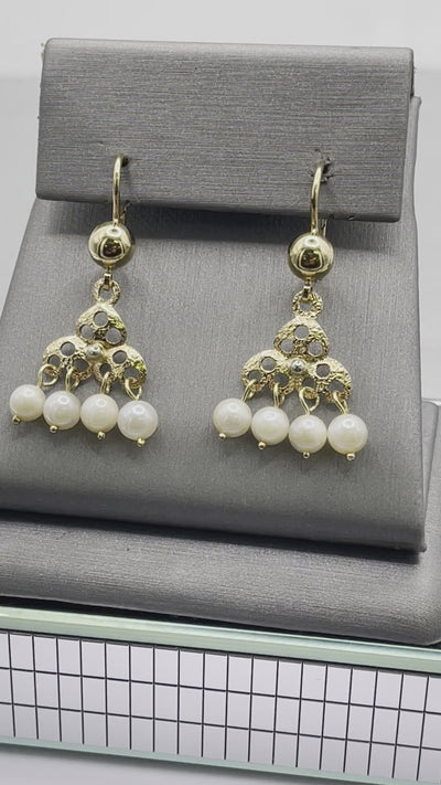 Ladies 18 Karat Yellow Gold Etruscan Chandelier Pearl Earrings