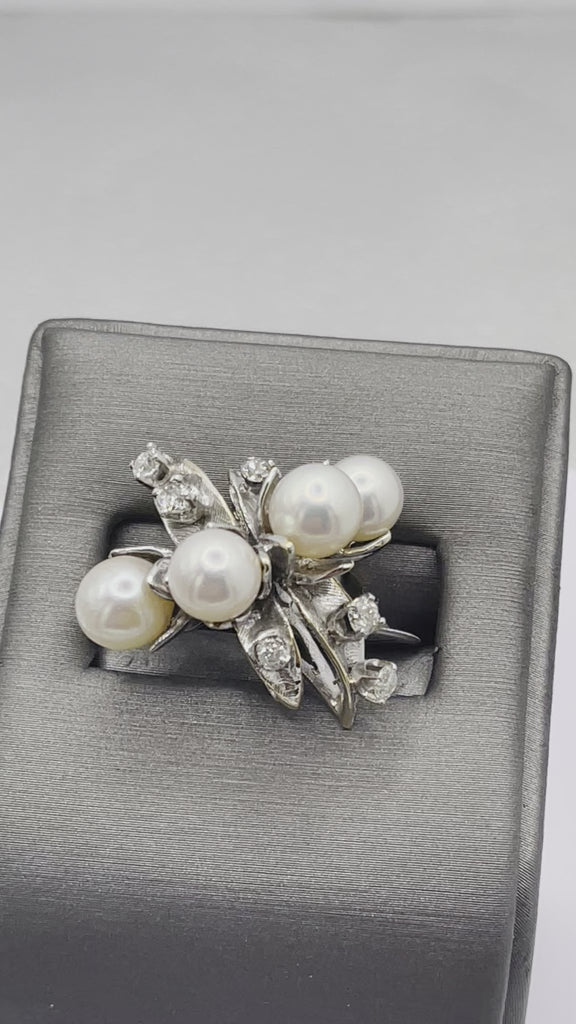 Movie of 14 Karat White Gold Pearl And Diamond Cocktail Ring