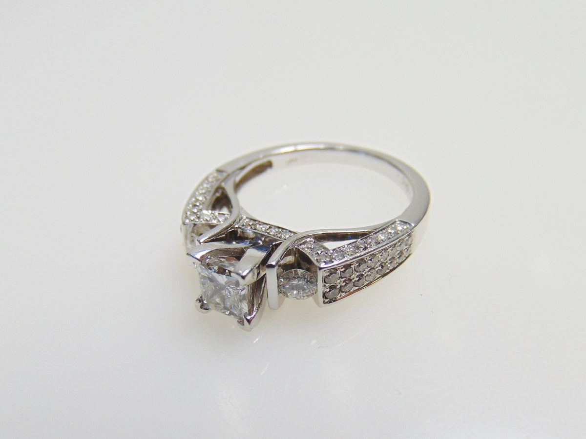 14 Karat White Gold Princess Cut Diamond Engagement Ring - Philadelphia Gold & Silver Exchange