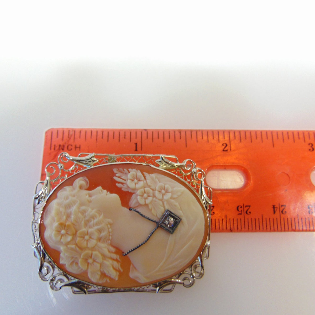 Vintage Fancy 14KT W/G Filigree Framed Cameo Pin Brooch or Pendant Beautiful Face - Philadelphia Gold & Silver Exchange