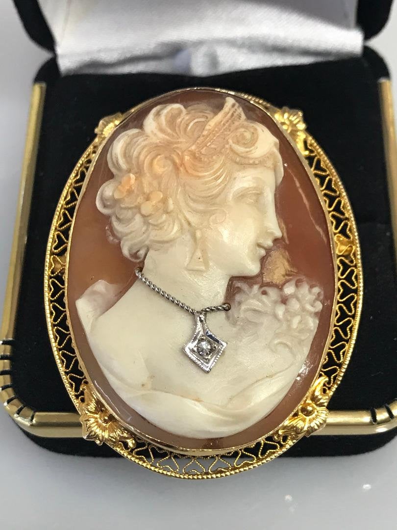 View two of 14 Karat Solid Yellow Gold Antique Victorian Handcrafted Cameo Lovely Face