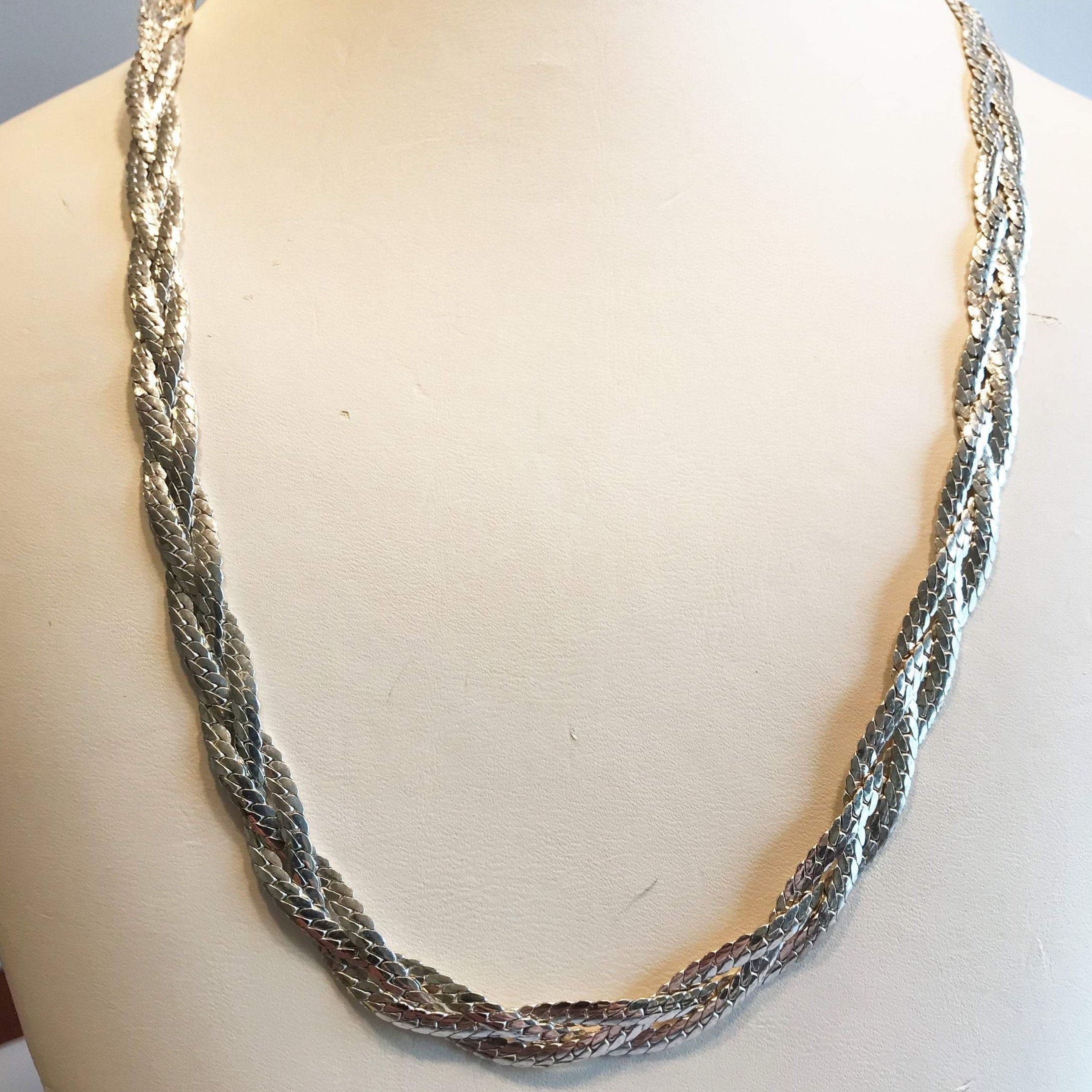 Gold Henio Snake Chain Necklace | Adorn Luxe | Adornmonde