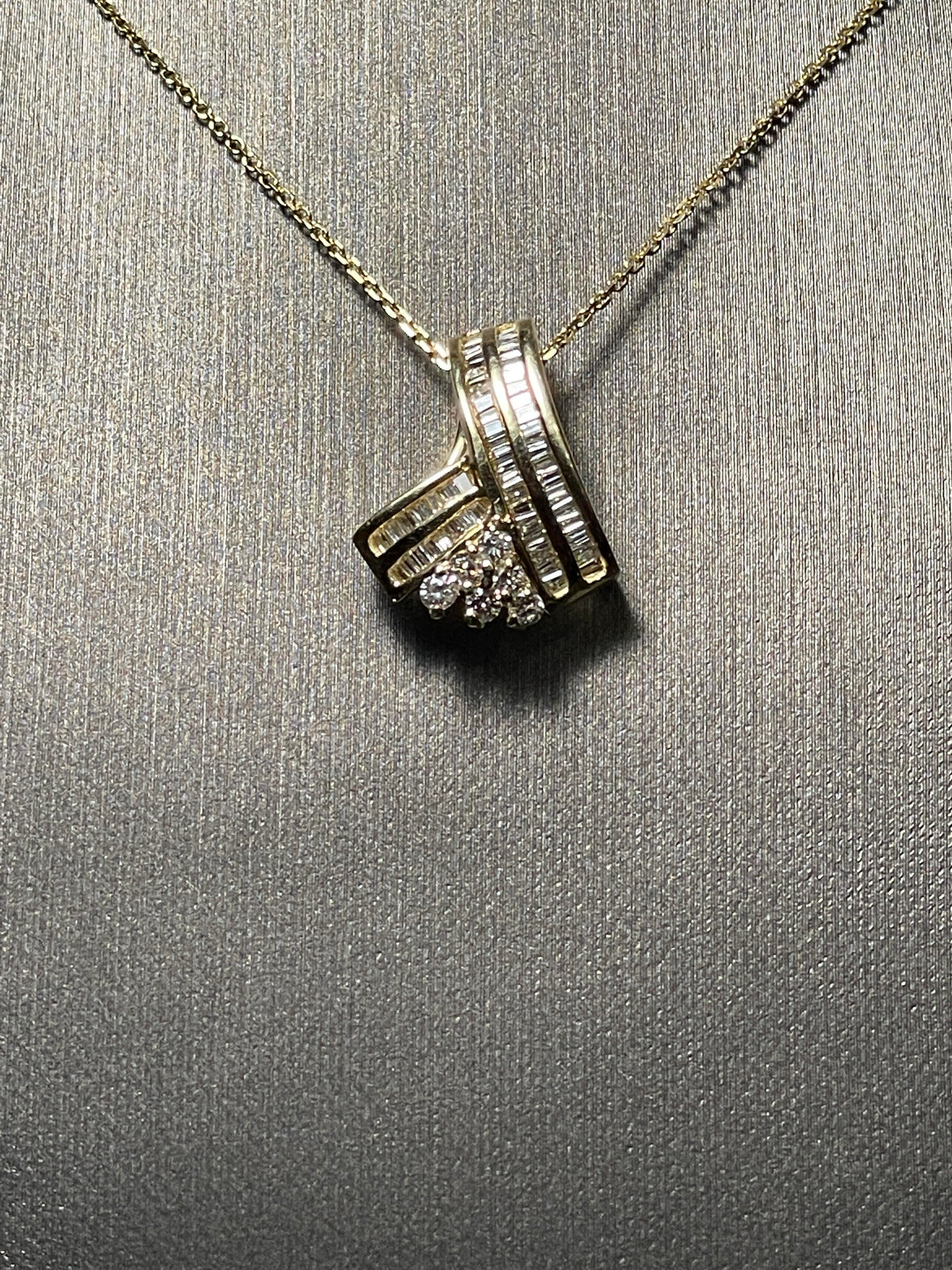 14K YELLOW GOLD DIAMOND PENDANT - Philadelphia Gold & Silver Exchange